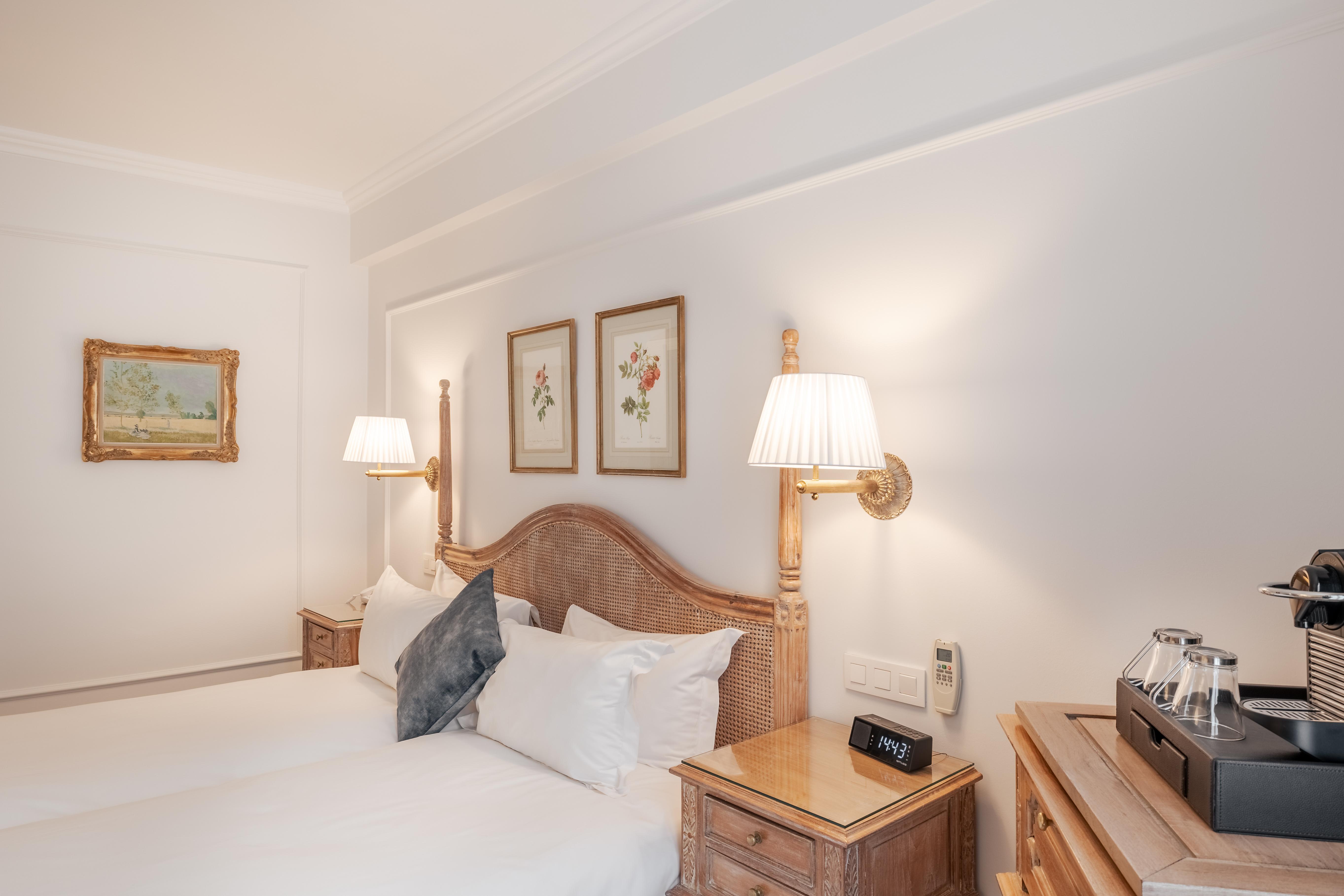 Hotel Manos Stephanie Saint-Gilles Exterior photo