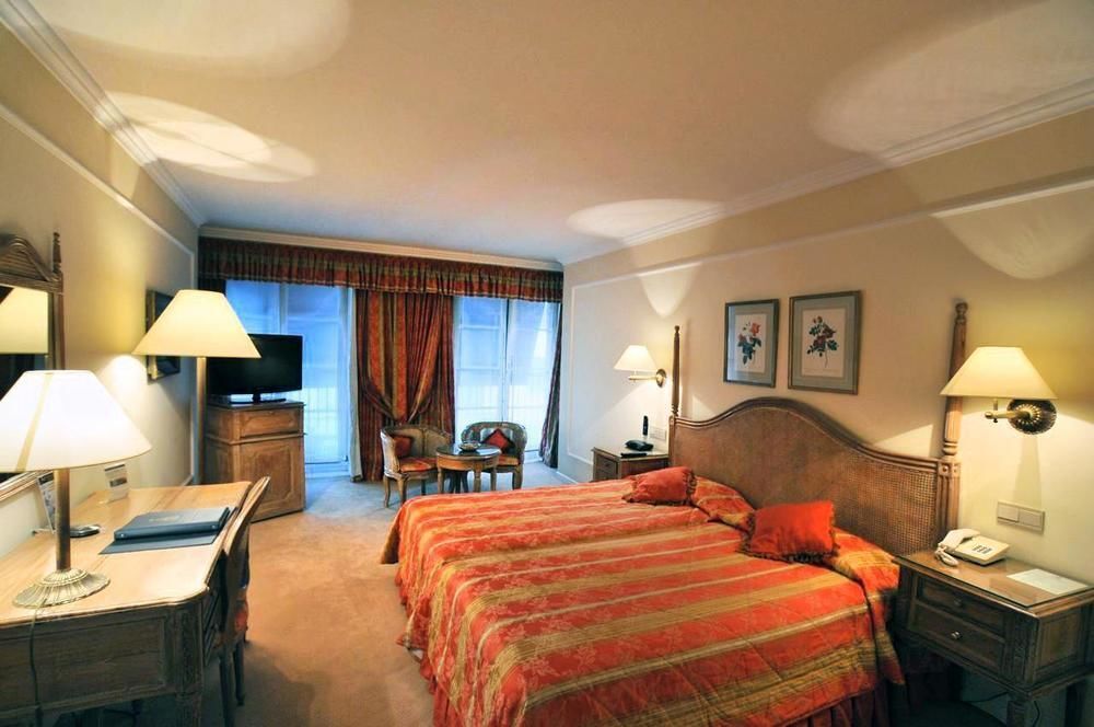 Hotel Manos Stephanie Saint-Gilles Exterior photo